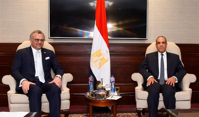 وزير الخارجية يستقبل كبير مستشاري الرئيس الأمريكي للشئون العربية والأفريقية لبحث مستجدات القضايا الإقليمية