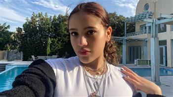 جنا عمرو دياب تشوق الجمهور لألبومها الجديد في الصيف