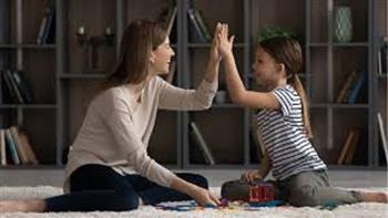 اليوم العالمي للابتكار.. كيف تعزز الأسرة روح الإبداع لدى الأبناء؟