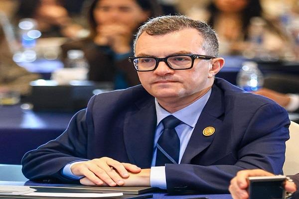 وزير التخطيط يفتتح المائدة المستديرة حول تعزيز الاستثمار بالمنطقة الاقتصادية لقناة السويس 