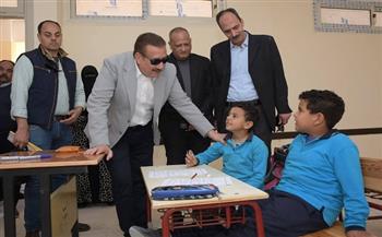 محافظ بورسعيد يتفقد مدرسة التعليم الأساسي بمدينة سلام مصر