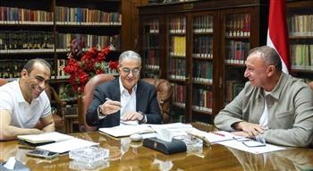 محمود الخطيب يعقد اجتماعا مع ياسين منصور وسيد عبد الحفيظ في الأهلي