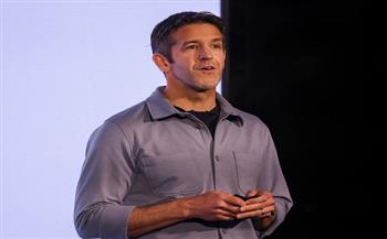 آبل تعيّن جون تيرنوس رئيساً تنفيذياً خلفاً لتيم كوك المنتقل لرئاسة مجلس الإدارة