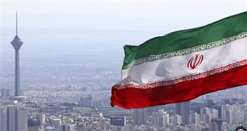 مستشار رئيس البرلمان الإيراني: تمديد ترامب لوقف إطلاق النار لا يعني شيئًا