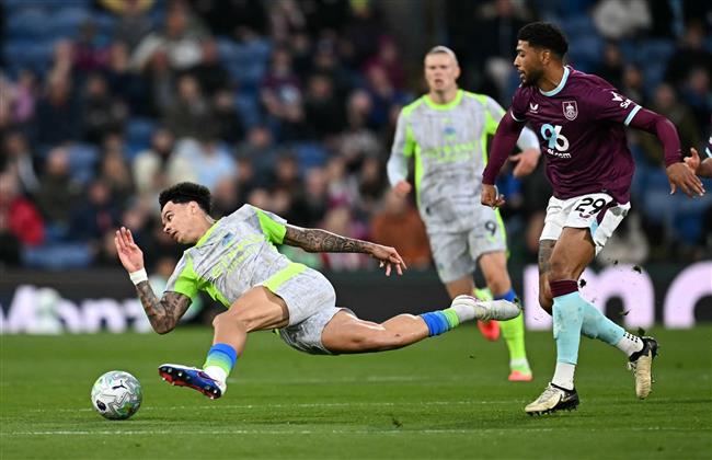 الدوري الإنجليزي.. الدقيقة 75| مانشستر سيتي يحافظ على تقدمه أمام بيرنلي