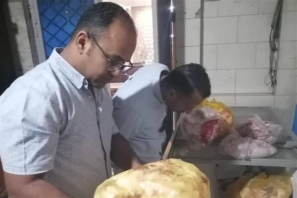 حملة تفتيشية مكثفة على المحلات والمطاعم بالغردقة لضبط الأسواق وحماية صحة المواطنين 