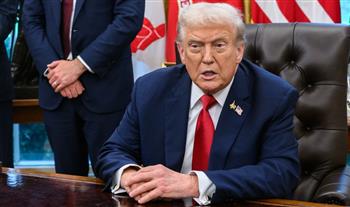 ترامب: إيران تنهار ماليًا وتريد إعادة فتح مضيق هرمز فورًا