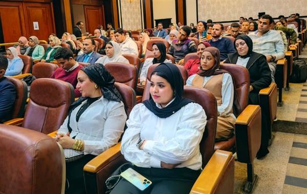 وزارة الشباب والرياضة تطلق برنامج "القيادة من أجل التأثير" لتدريب طلاب الجامعات 