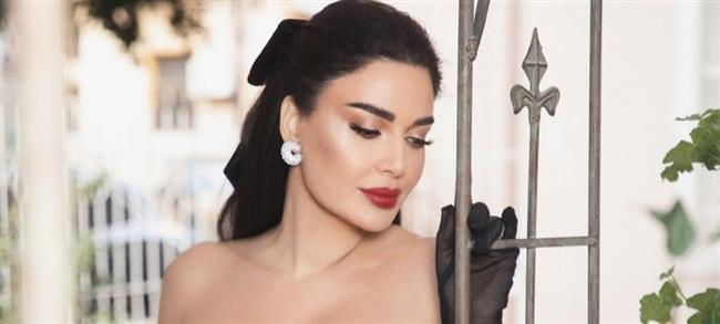 سيرين عبد النور وأناقة باللون الأسود