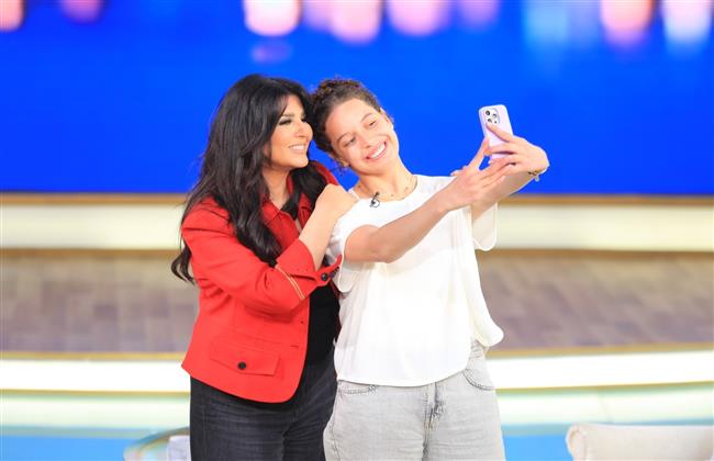 الجمعة.. هنا جودة في ضيافة «معكم منى الشاذلي»  