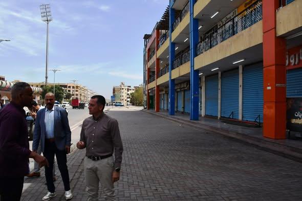 محافظ أسوان يأمر بغلق وتشميع مخبز مخالف لاستخدامه أسطوانات منزلية 