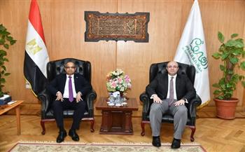 محافظ الفيوم يستقبل سفير سريلانكا لبحث تعزيز التعاون في التجارة والاستثمار 