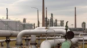 كازاخستان تعلق نقل نفطها إلى ألمانيا عبر روسيا