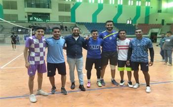 جامعة قنا تواصل فعالياتها الرياضية بدوري الكرة الطائرة لطلاب الكليات