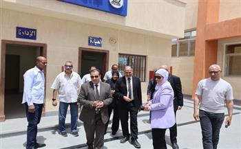 رئيس جامعة قنا يتفقد تجهيزات خدمية جديدة دعما لمنظومة الرعاية الصحية 