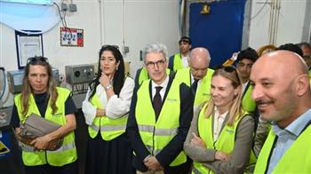 محافظ البحيرة ووفد الاتحاد الأوروبي فى زيارة لمزرعة دانون بأبو المطامير