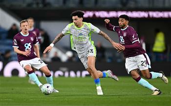 الدوري الإنجليزي.. انطلاق مواجهة مانشستر سيتي وبيرنلي تحت أنظار مرموش