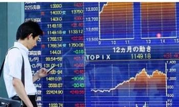 تراجع الأسواق الآسيوية رغم مكاسب التكنولوجيا وسط حذر من التوترات الجيوسياسية 