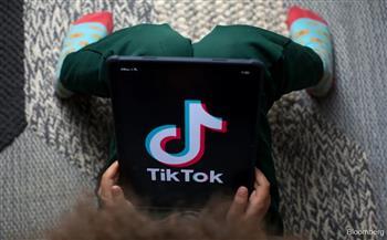 اليابان تدرس فرض قيود عمرية على وسائل التواصل الاجتماعي وسط موجة تنظيم عالمي 