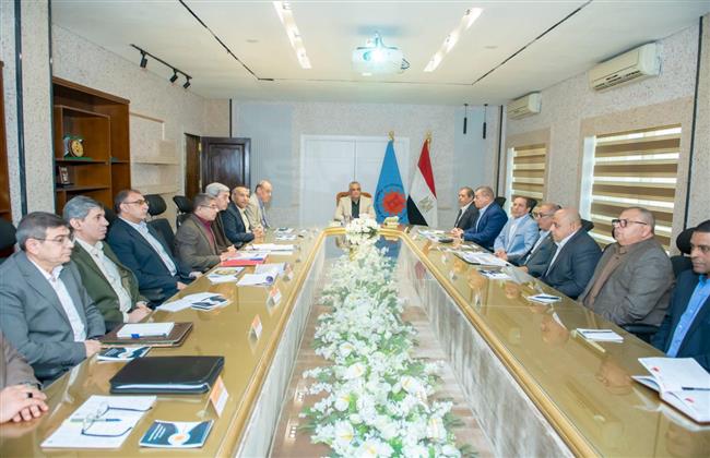 وزير الإنتاج الحربي: تطبيق نظم الإدارة الحديثة ووضع نظام لمكافأة المتميزين وربطه بالإنتاجية