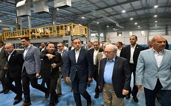 مدبولي: توطين الصناعة وتعزيز الاستثمار يقودان مصر لمركز إقليمي للإنتاج