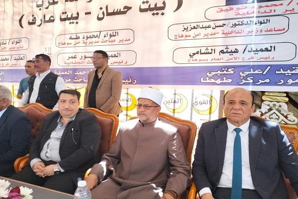 أوقاف سوهاج تشارك في جلسة صلح بقرية الصوامعة غرب دعمًا لقيم التسامح ولمّ الشمل 