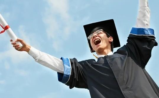 للأمهات.. نصائح لجعل تخرج ابنك الذكرى الأفضل في حياته