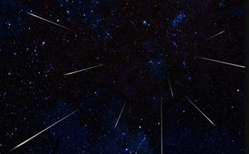  مشهد مدهش لشهب "القيثاريات" وهي تشق الغلاف الجوي لكوكبنا