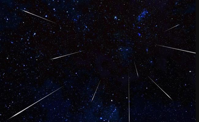  مشهد مدهش لشهب "القيثاريات" وهي تشق الغلاف الجوي لكوكبنا