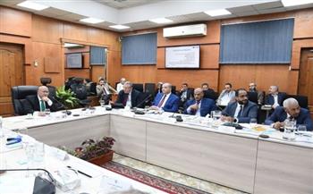 القابضة للمياه: الشيمي يترأس اجتماع رؤساء الشركات لمتابعة خطط العمل ومؤشرات الأداء واستعدادات الصيف