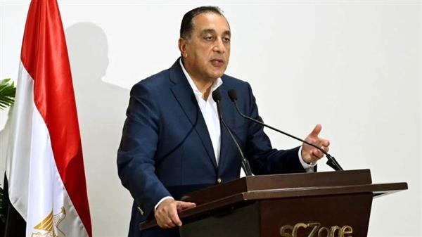 استثمارات 6.5 مليار دولار ومئات الآلاف من فرص العمل بمصانع قناة السويس 