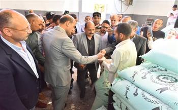 محافظ أسيوط يتفقد أعمال توريد القمح بصوامع مطاحن مصر الوسطى ويؤكد انتظام المنظومة واستيعاب 28 موقعًا تخزينيًا 