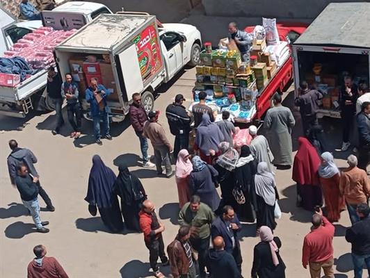 محافظ الغربية يتابع أسواق اليوم الواحد بكفر الزيات وبسيون وحي ثان طنطا 