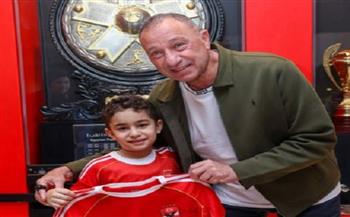  محمود الخطيب يستقبل سليم أسامة صاحب مشهد مدرج الصالات