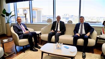 وزيرا "الزراعة" و"التعليم" يبحثان آليات تعزيز التعاون للتوسع في مدارس التكنولوجيا التطبيقية في المجال الزراعي 