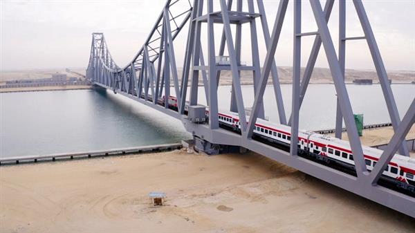 وزارة النقل: جهود كبيرة للمساهمة في تحقيق التنمية في سيناء الحبيبة 