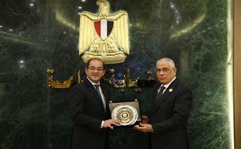 وزير المالية: "سك العملة" تسلمت 1218 كيلو جراما من الفضة لإعادة إنتاجها في إصدارات تذكارية