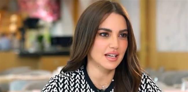 درة: الفنان الحقيقي يتحدى نفسه