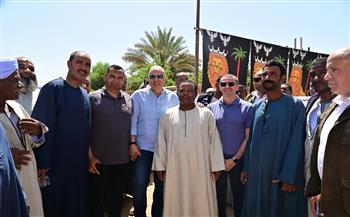 الدكتور سويلم يصل إلى أسوان ويتفقد «وادي النقرة» ويشهد احتفال المزارعين بنجاح الموسم الشتوي 