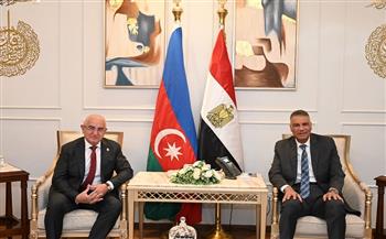 سفير أذربيجان لدى مصر يشيد بما تتمتع به شرم الشيخ من مقومات سياحية فريدة