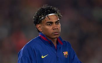 فليك يعلن قائمة برشلونة للقاء خيتافي في الدوري الإسباني.. موقف لامين يامال 