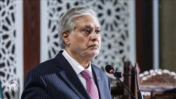 وزير خارجية باكستان مرحبا بوصول نظيره الإيراني: أتطلع للقاءات مثمرة لتعزيز السلام