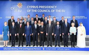 عودة الرئيس السيسي عقب لقاءات مع قادة أوروبا في قبرص