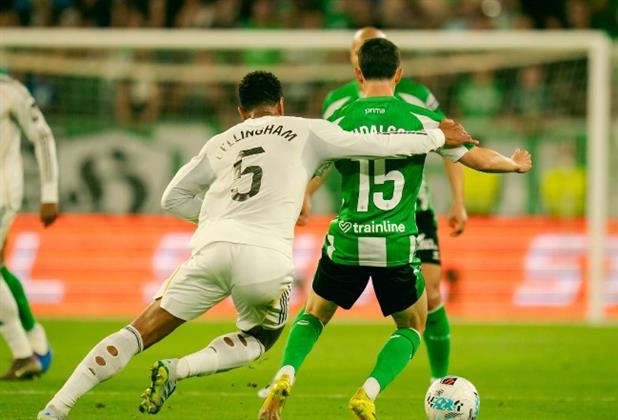 الدوري الإسباني.. ريال مدريد يفرط في الفوز ويتعادل مع ريال بيتيس بهدف