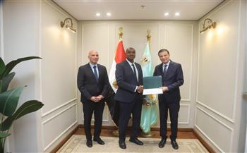 وزير الزراعة يشهد ختام برنامج تدريبي لـ 11 مبعوثا أفريقيا في مجال "إدارة معالجة المياه ومكافحة الملوحة" 