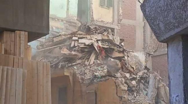 حملات لإزالة العقارات الصادر لها قرارات بالهدم والأجزاء القابلة للسقوط بالإسكندرية