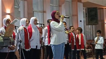 فرقة كورال أطفال المنيا تحتفي بذكري عيد تحرير سيناء 