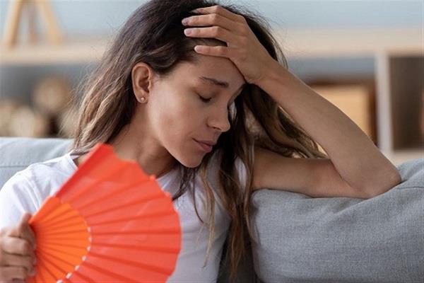 علامات تكشف عن إرهاقك وعدم تركيزك في فصل الصيف