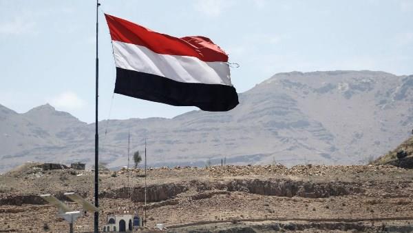 اليمن يدين الهجوم الذي استهدف مراكز حدودية في الكويت بطائرتين مسيّرتين مفخختين قادمتين من العراق