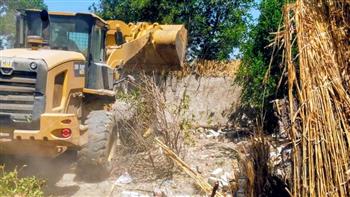 إزالة مخالفات البناء والتعديات على الاراضي الزراعيه  بمختلف مراكز ومدن محافظة الشرقية 